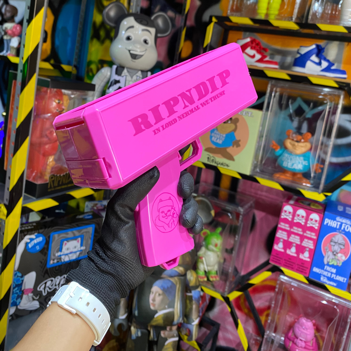 Money Gun - Pink active