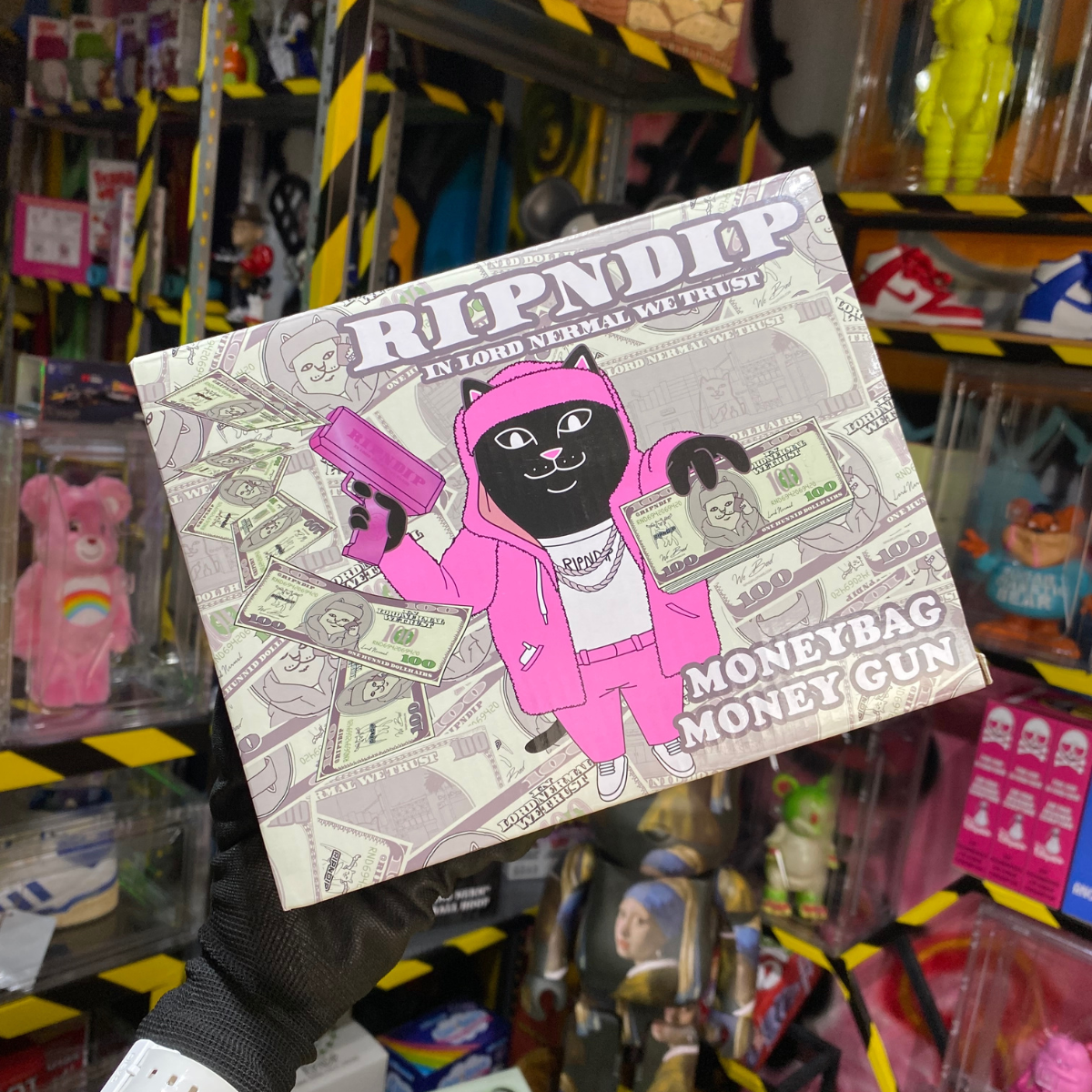 Money Gun - Pink active