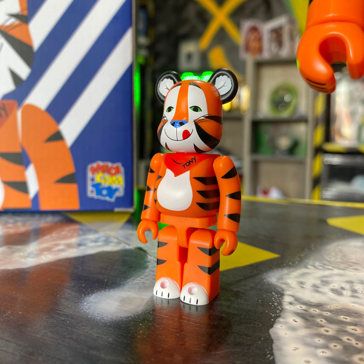 Tony the Tiger Beabrick set 400% + 100% Ver. Vintage